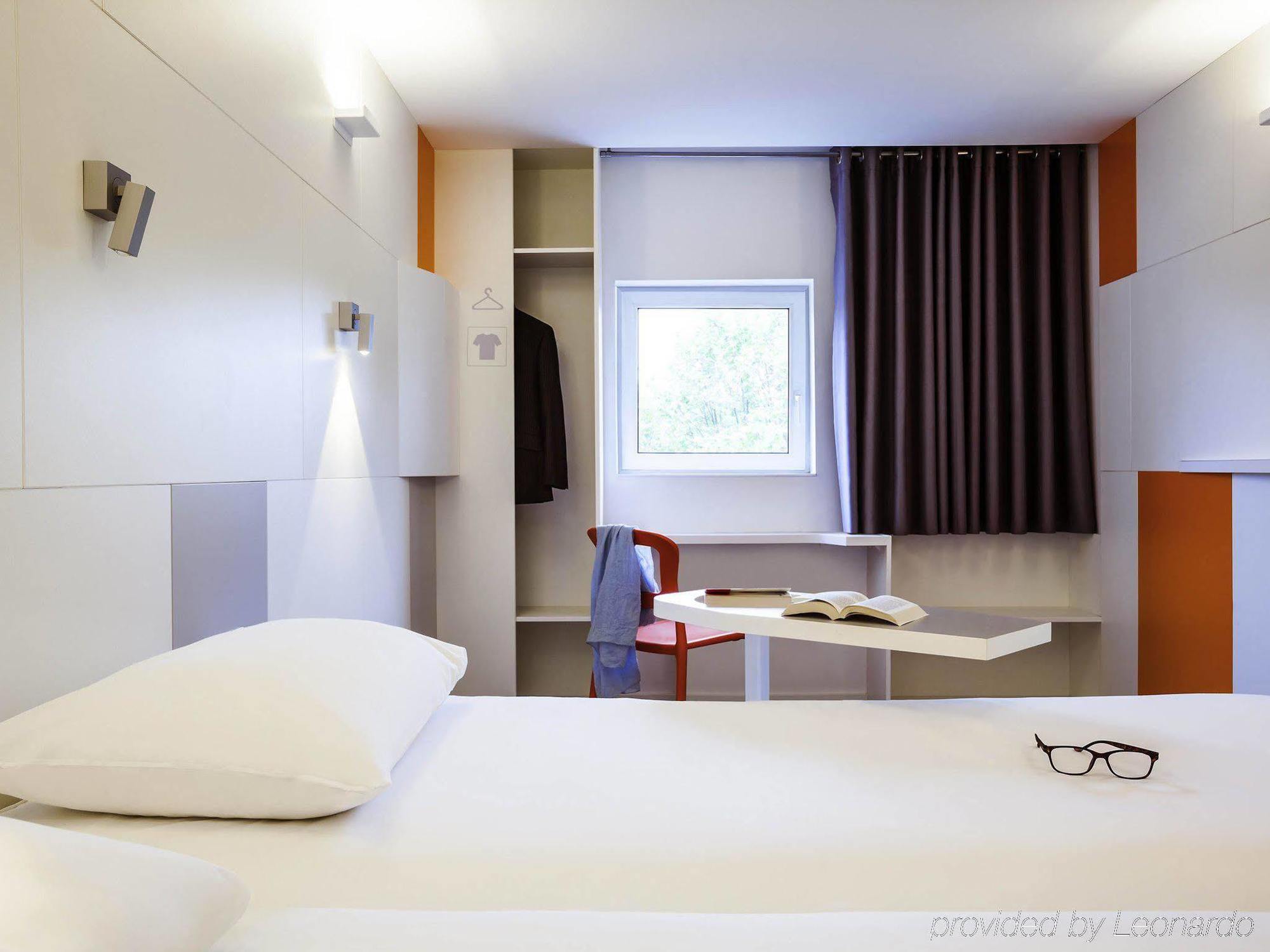 Ibis Styles Paris Saint Ouen Otel Dış mekan fotoğraf